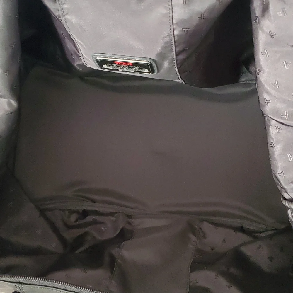 Rare Tumi Large Men's Boston Leather Weekender Duffel, 55L